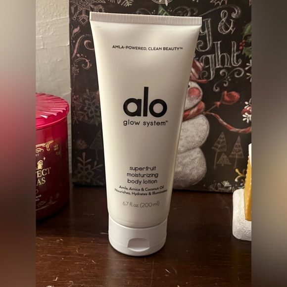 NWT Alo Glo system superfruit body lotion - Picture 1 of 1
